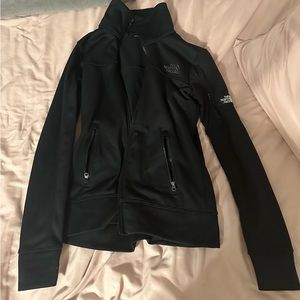 Women size small The North Face Jacket. Perfect condition worn a couple times